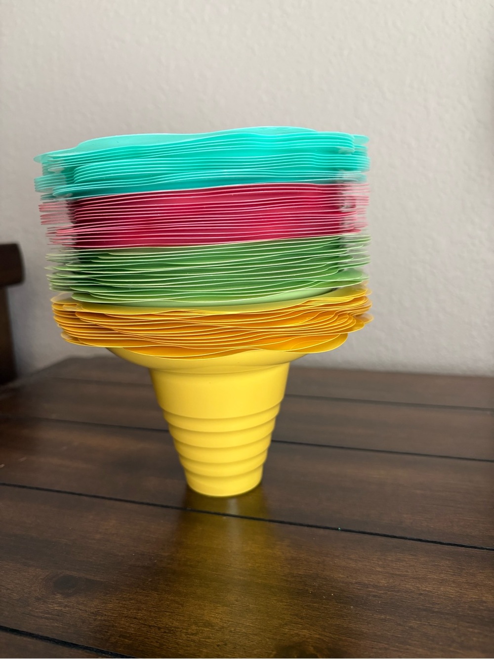 Plastic Snow Cone Cups - Picture 4 of 4